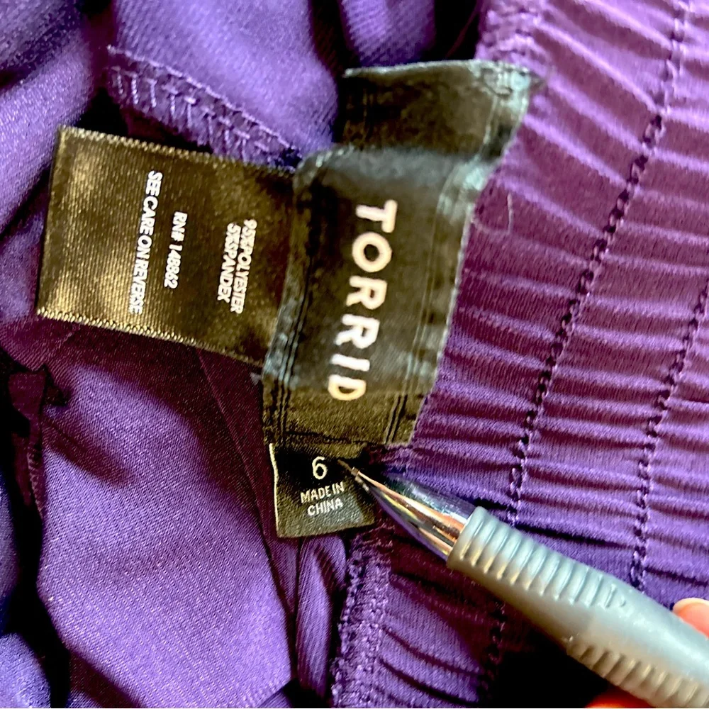 Torrid Crepe High Rise Wide Leg Pants Size 6 Dark Purple - Picture 5 of 7